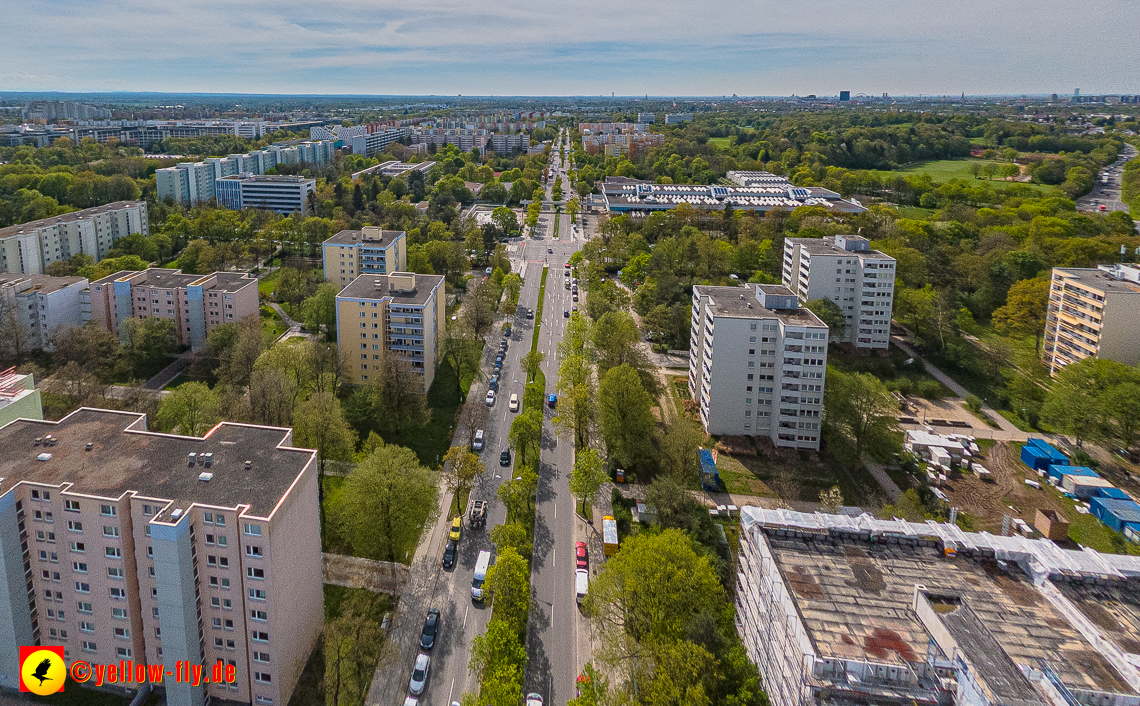 04.05.2023 - Luftbilder vom Marx-Zentrum uns seiner Umgebung in Neuperlach